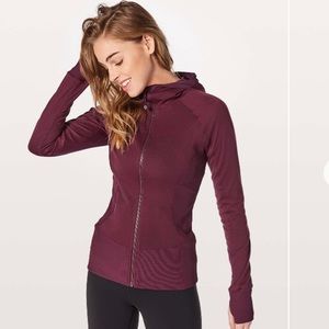 Lululemon In Flux Jacket Reversible! Size 6 Plum
